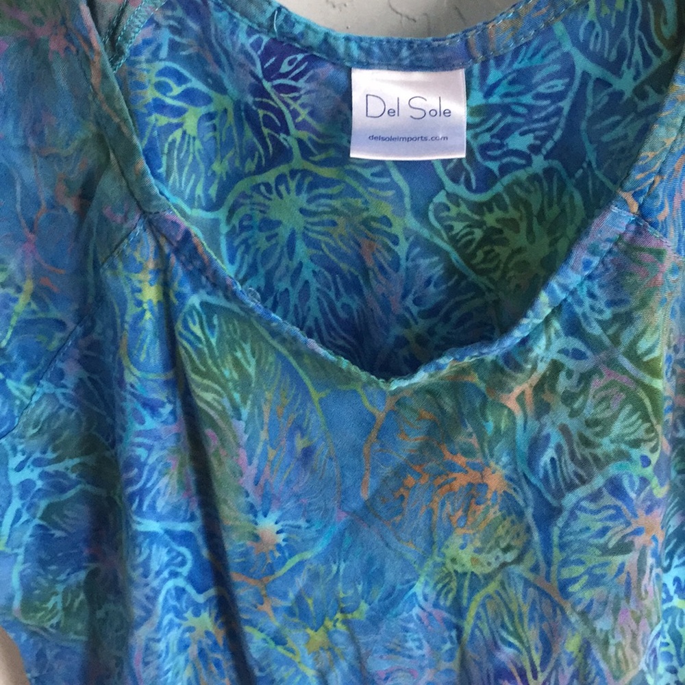 Shirt - Picture 2 of 3